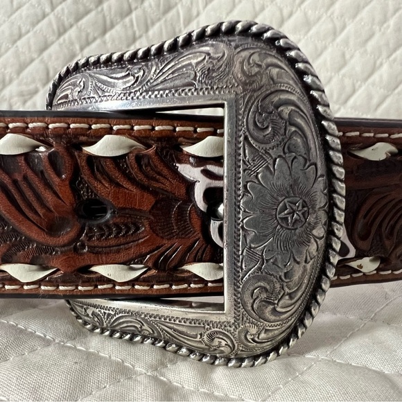 Nocona Genuine Leather Color Embossed Floral Stitch Belt Large Silver Buckle 36 - Picture 3 of 10